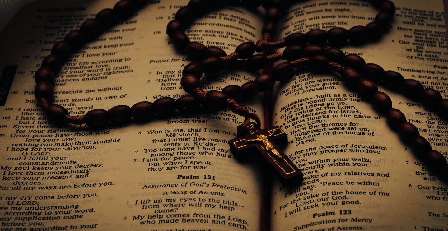 Structures In The Ocean Structures · Catholica