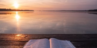 10 Bible Verses for Anxiety to Reclaim Your Peace